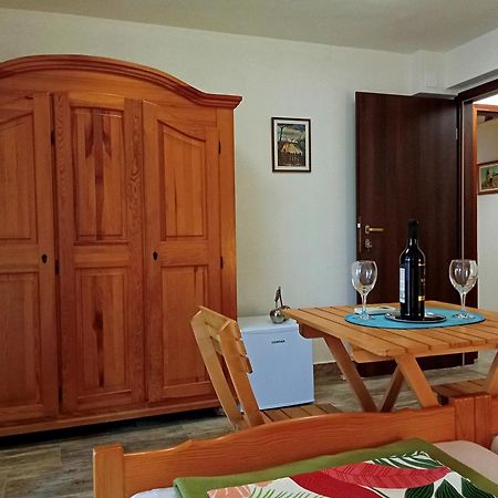Apartments And Rooms Bova Baska  Bagian luar foto