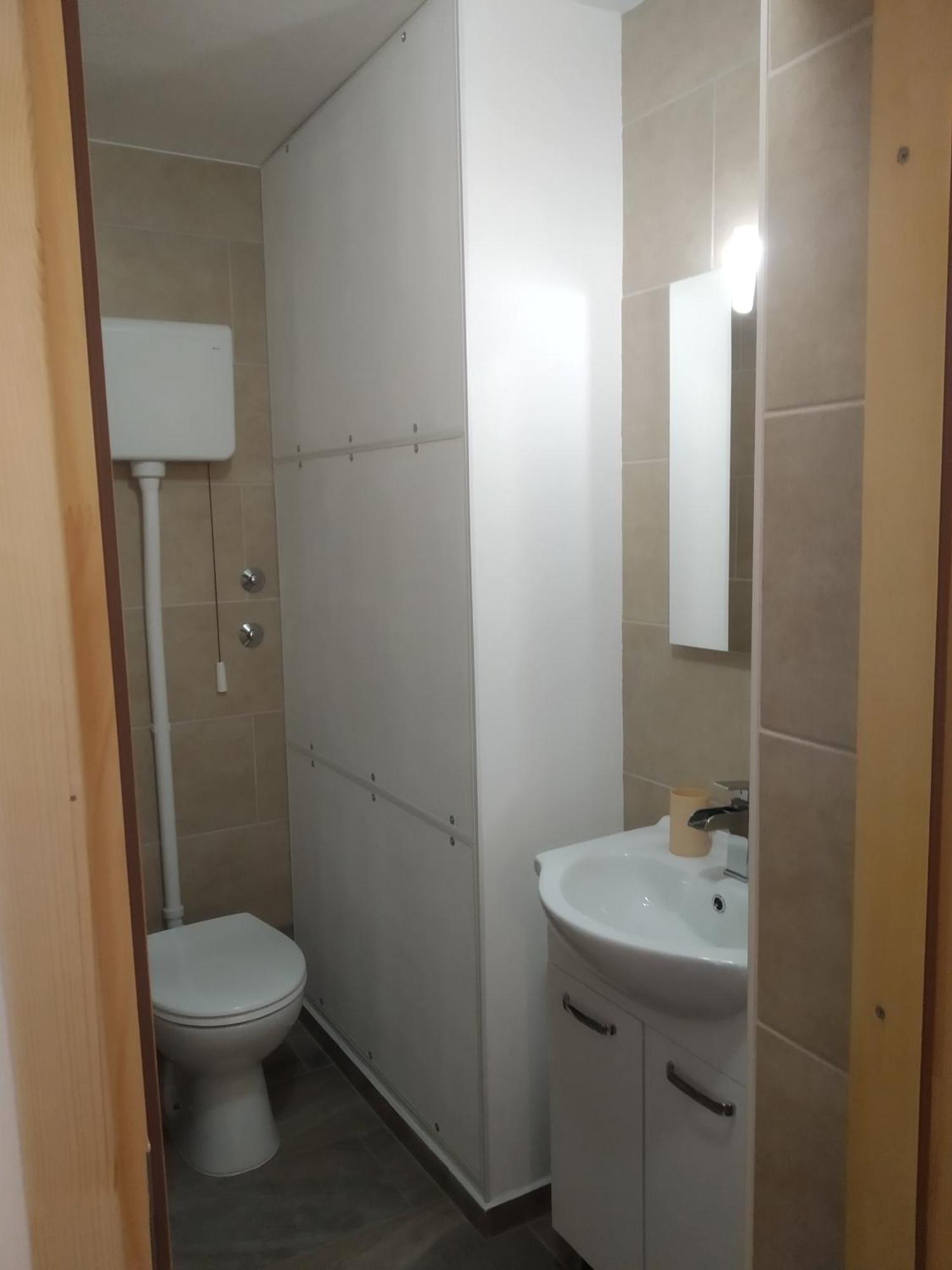 Apartments And Rooms Bova Baska  Bagian luar foto